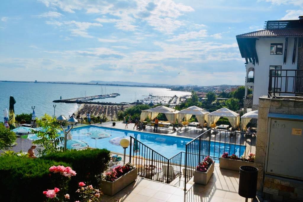 Dolce Vita Sea View Apartment สวิติ วลัส ภายนอก รูปภาพ